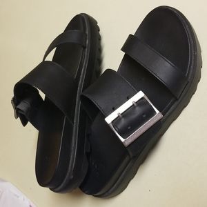 Womens SOREL roaming buckle slide